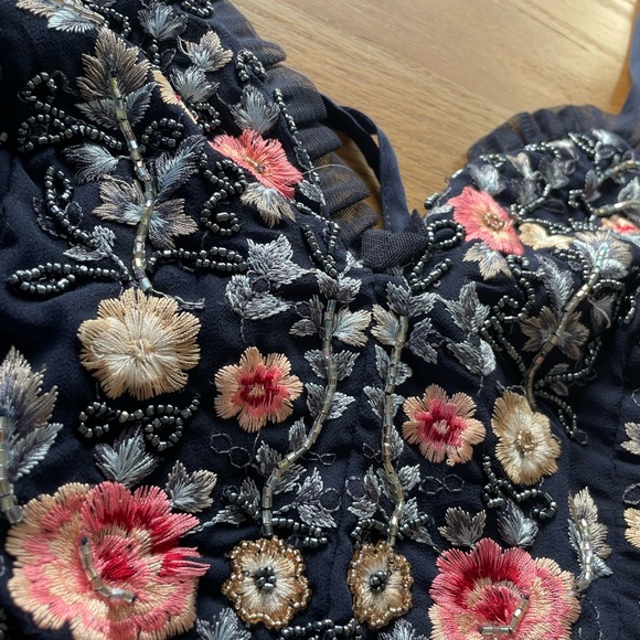 Stunning Occasions by Dex Dress; Only worn once for a photoshoot - Picture 9 of 14